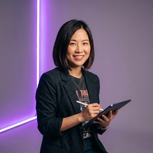 成人小说制片人